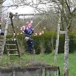 Moulin Renove Avec Jardin, Au Bord De L'eau, Entre Verdun Et Metz - Fr-1-585-1