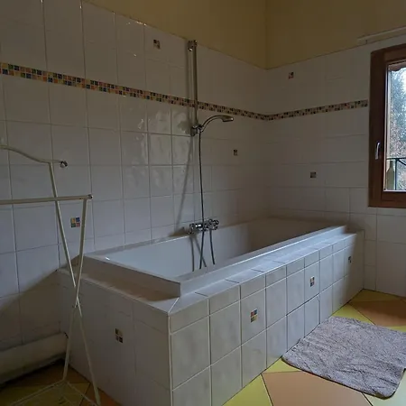 Bonzée, 5 Pièces, 8 Personnes - Fr-1-585-1 Сasa de vacaciones Bonzee