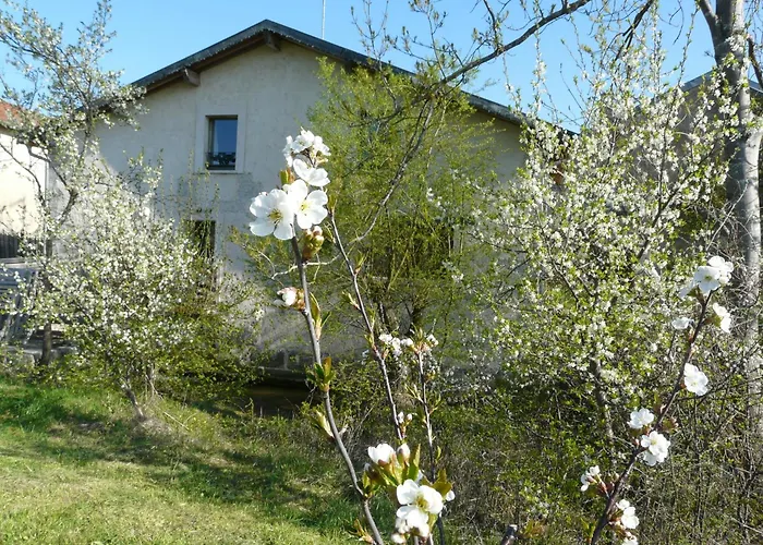 Prázdninový dům Moulin Renove Avec Jardin, Au Bord De L'eau, Entre Verdun Et Metz - Fr-1-585-1 Bonzee