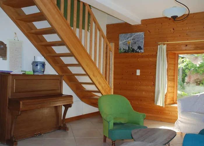 Prázdninový dům Moulin Renove Avec Jardin, Au Bord De L'eau, Entre Verdun Et Metz - Fr-1-585-1