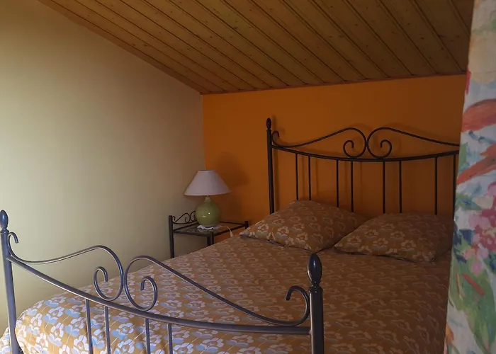 Prázdninový dům Moulin Renove Avec Jardin, Au Bord De L'eau, Entre Verdun Et Metz - Fr-1-585-1