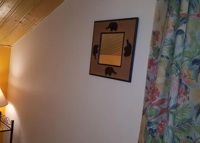 Moulin Renove Avec Jardin, Au Bord De L'eau, Entre Verdun Et Metz - Fr-1-585-1